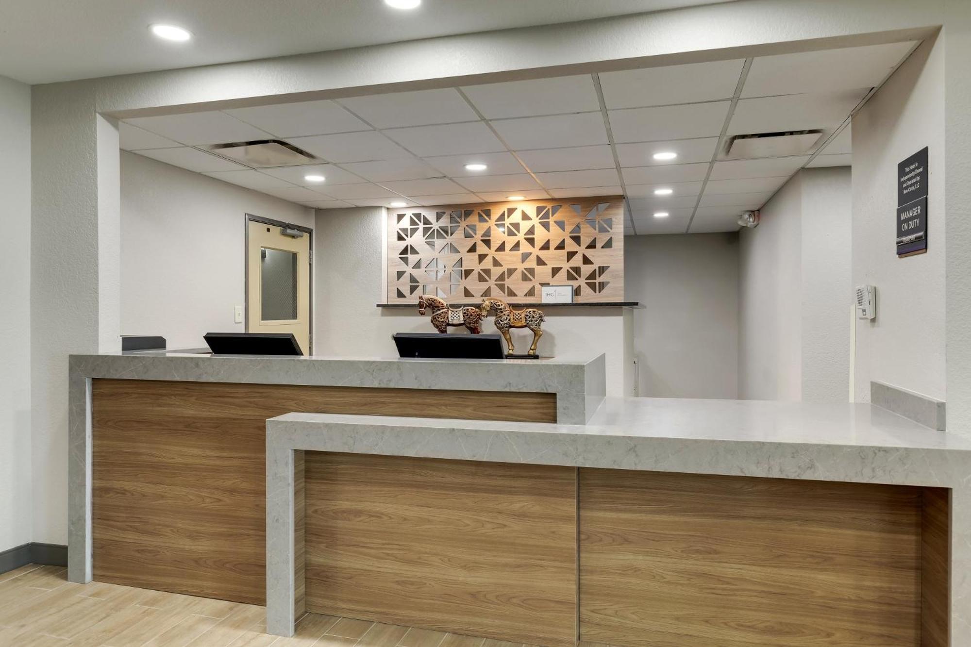 Candlewood Suites Lexington By Ihg Εξωτερικό φωτογραφία